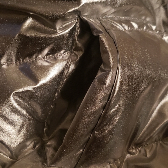 Girl's Winter Insulated Hooded Jacket - Picture 4 of 5